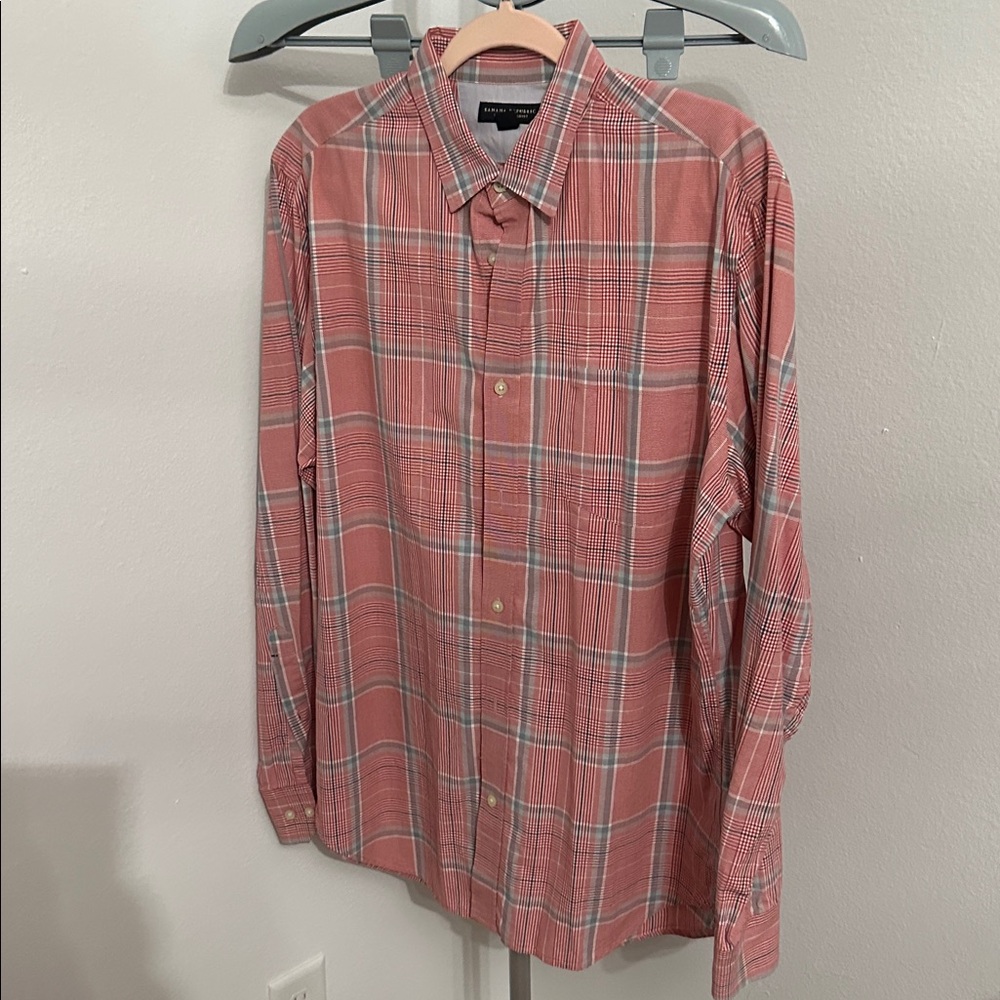 EUC Banana Republic Men's Red Plaid Button Down Shirt
